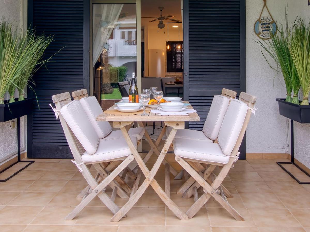Apartment Nueva Playa-1 By Interhome Les Deveses المظهر الخارجي الصورة